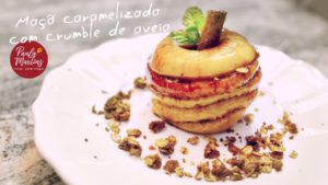 Maçã-caramelizada-com-crumble-de-aveia